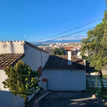 Parmenides - Immo Barneda Tatil Evi